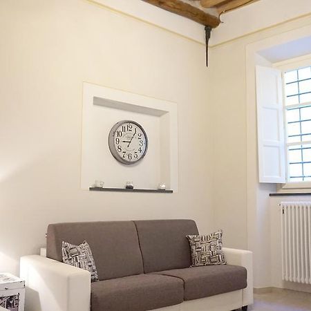 Alessandra Apartment Lucca Buitenkant foto