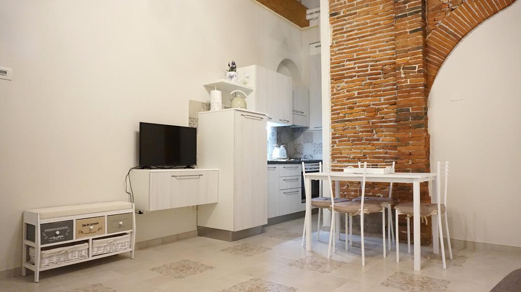 Alessandra Apartment Lucca Buitenkant foto