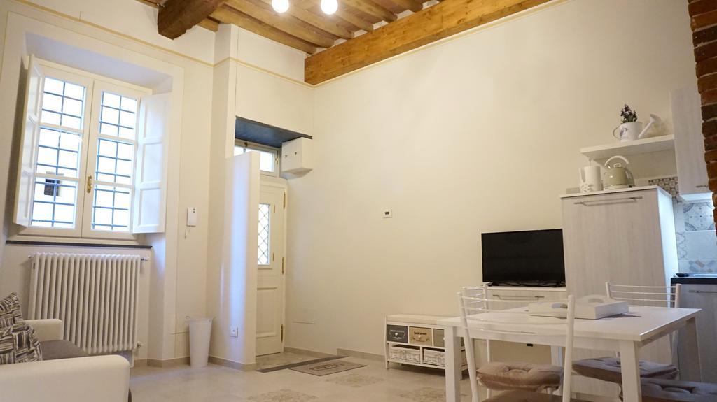 Alessandra Apartment Lucca Buitenkant foto