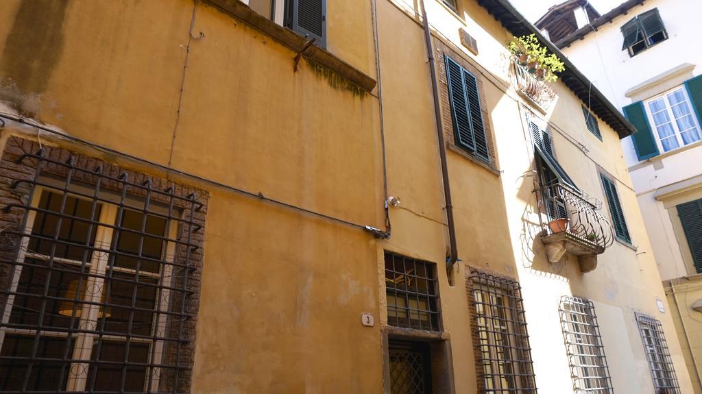 Alessandra Apartment Lucca Buitenkant foto