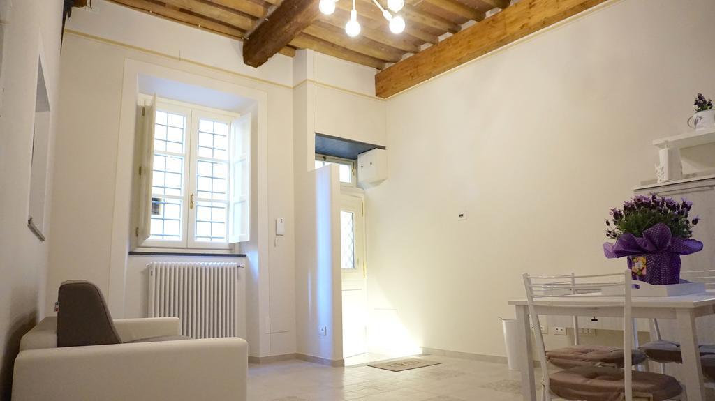 Alessandra Apartment Lucca Buitenkant foto